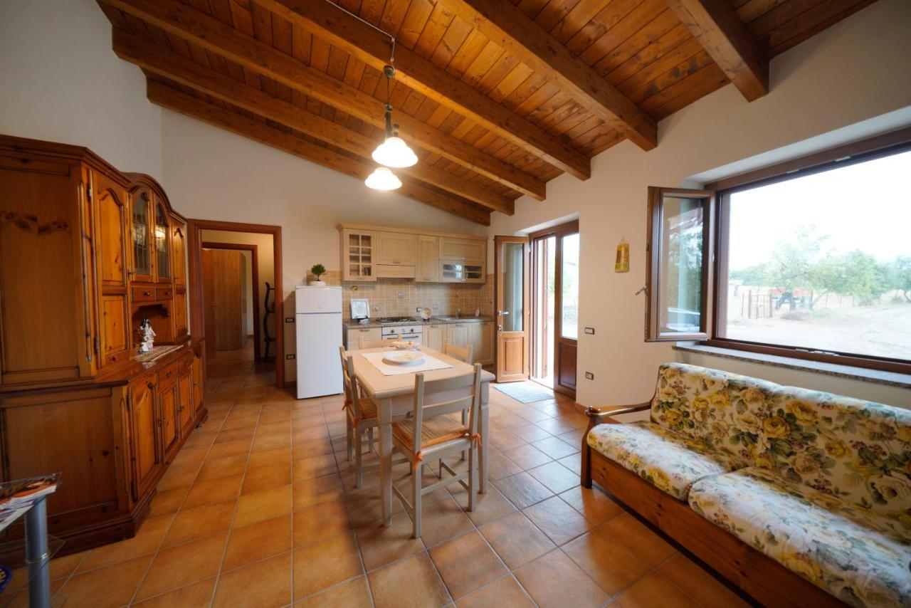 L'Oliveto Lägenhet Nuxis Exteriör bild